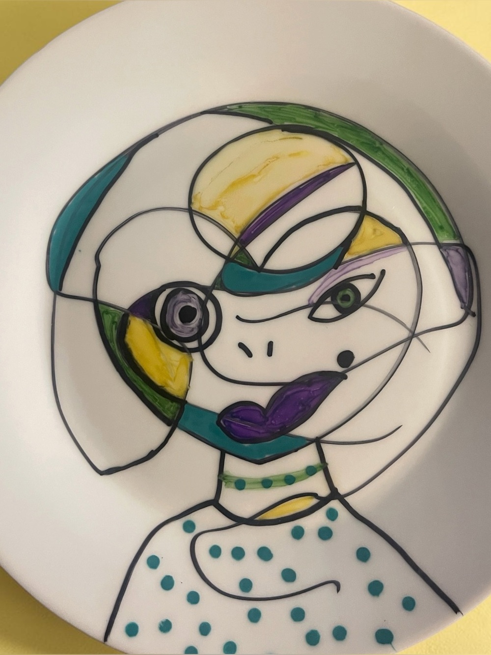 Nova-Abstract Portrait Plate | Modern Whimsy Collection - Picture 3 of 4